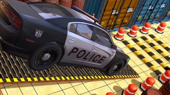 极限警车停车场3D游戏图3