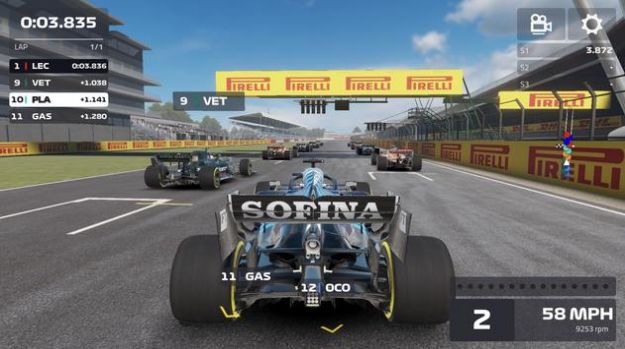 F1 Mobile Racing 2022游戏图3