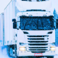 卡车模拟器雪山手机游戏官方版（Truck Simulator Snow Mountain） v1.0