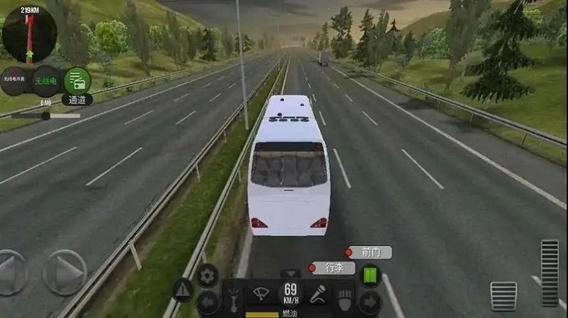 真实巴士驾驶模拟游戏图1