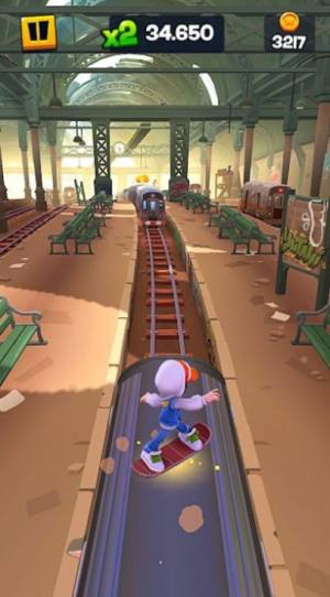 地铁跑酷滑板英雄3d版本图2