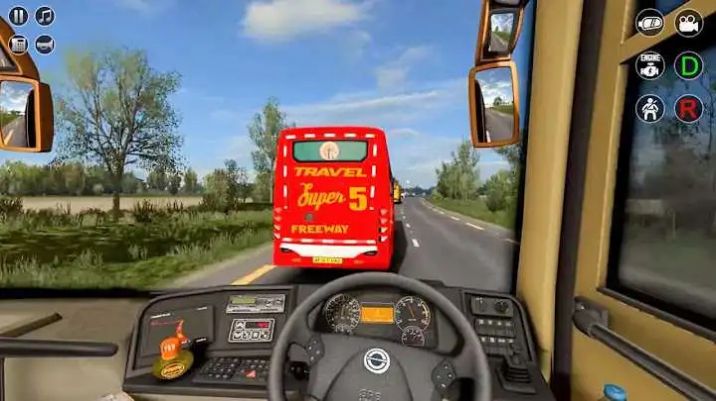 长途汽车驾驶模拟器3D游戏图1